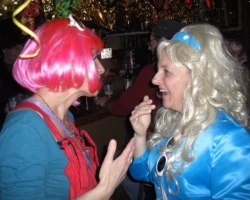 maskenball buettysuger roessli 129 20120219 1491290002