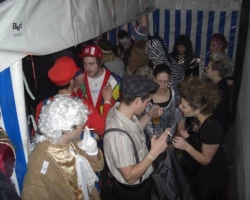 maskenball buettysuger roessli 81 20120219 1285336544
